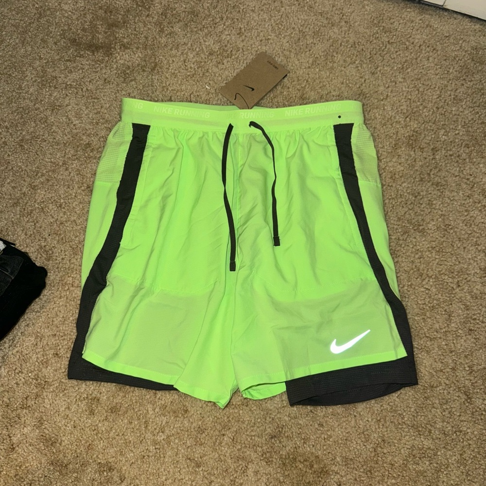 2/$30 Nike Men's Stride Shorts w/ Liner NWT